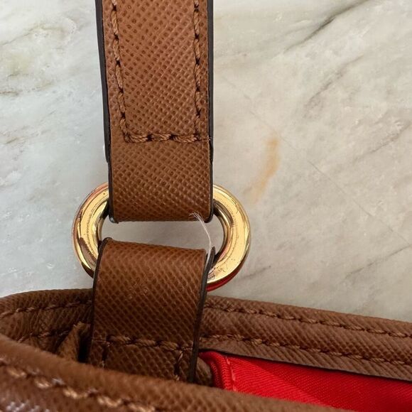 Michael Kors Kempton Chili Microfiber MD Pocket Crossbody bag - Picture 9 of 15